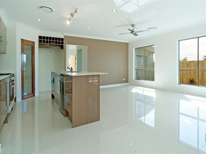 12 Stoney Creek Circuit, Ormeau QLD 4208