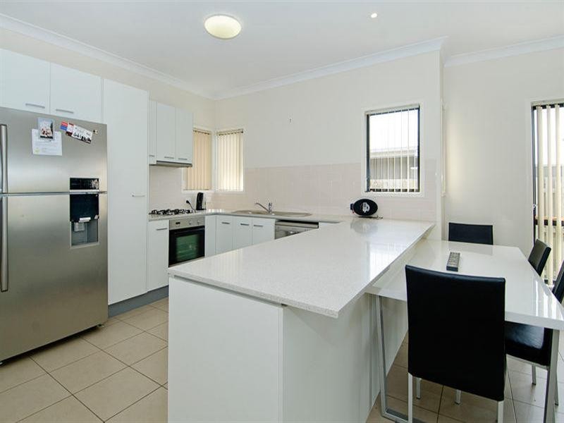 98 19 Santa Barbara Road, Hope Island QLD 4212