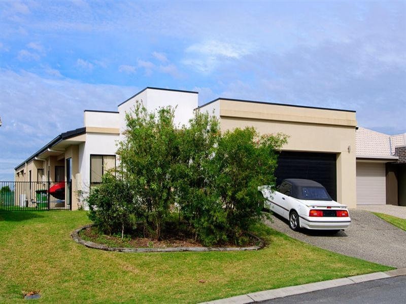 98 19 Santa Barbara Road, Hope Island QLD 4212