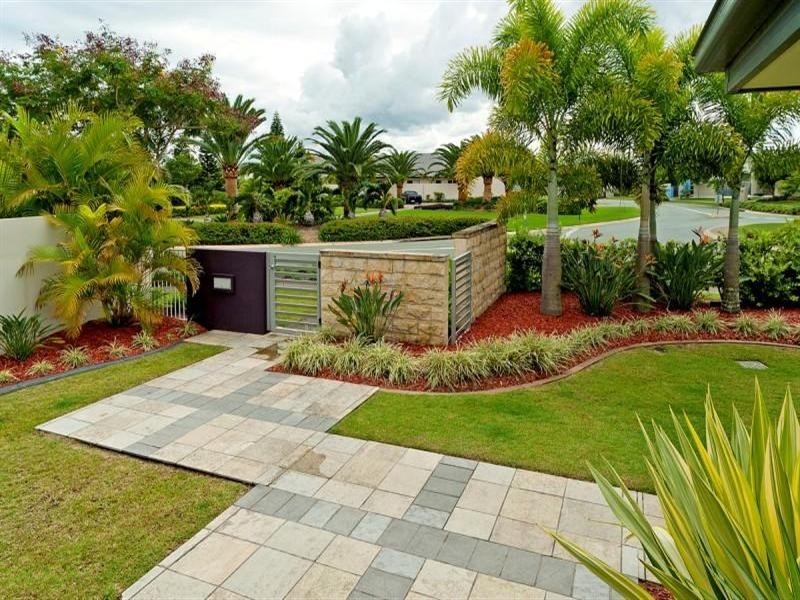 2357 Belmont Court, Hope Island QLD 4212