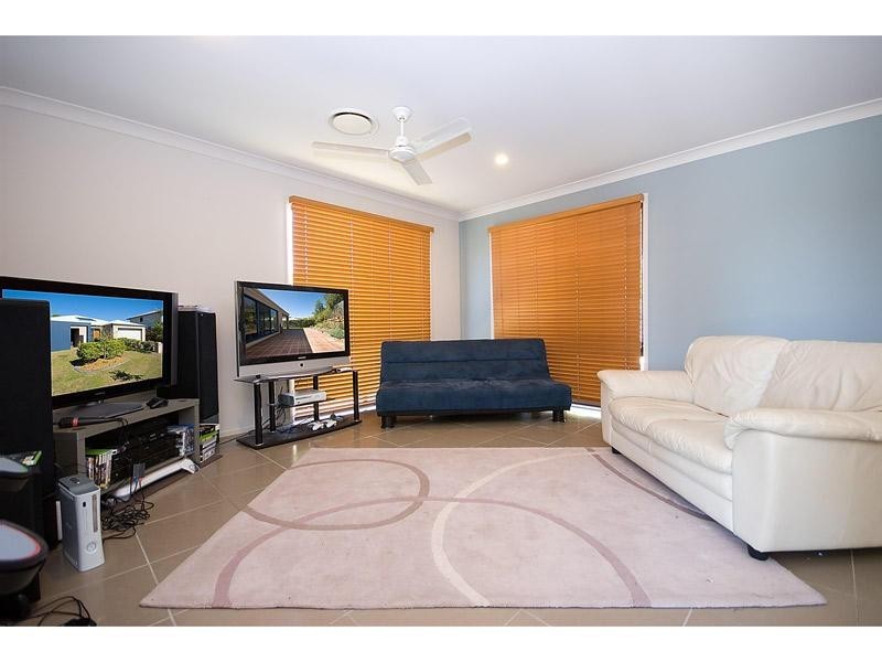 15 Appollo Place, Oxenford QLD 4210