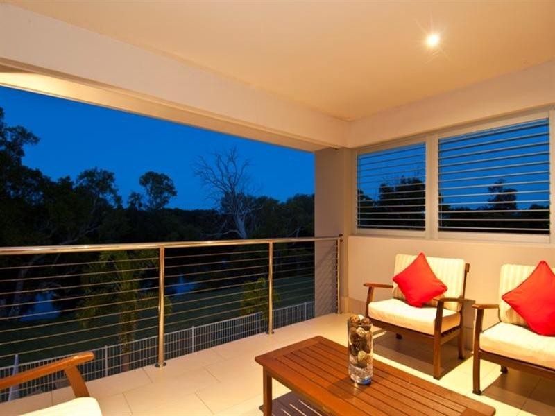 17 Parkview Place, Hope Island QLD 4212