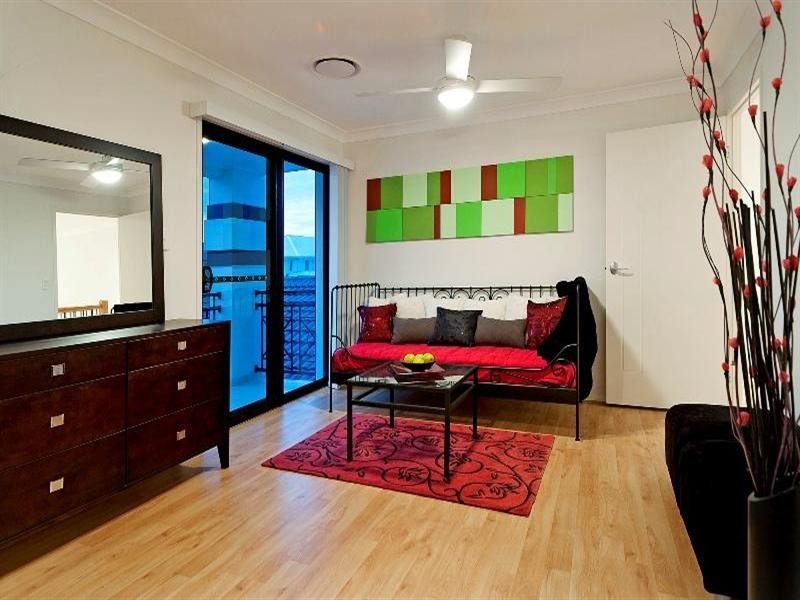 14 Pipers Point, Helensvale QLD 4212