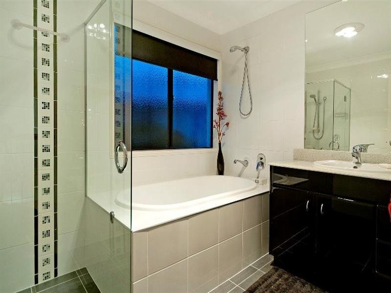 14 Pipers Point, Helensvale QLD 4212