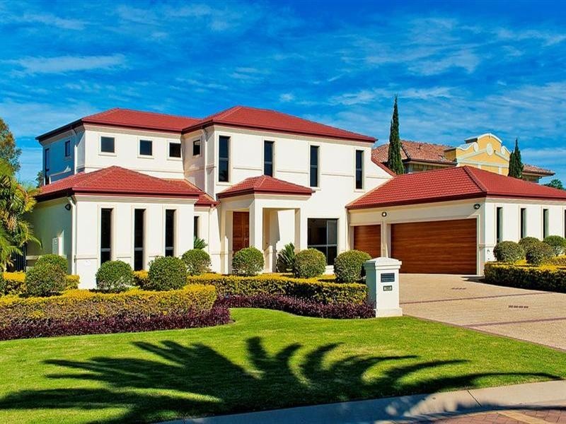 3185 Riverleigh Drive, Hope Island QLD 4212