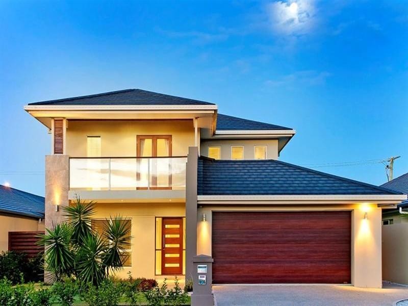 9126 Peter Senior Drive, Hope Island QLD 4212