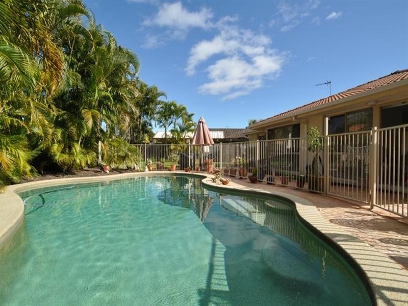 20 Westlake Court, Helensvale QLD 4212