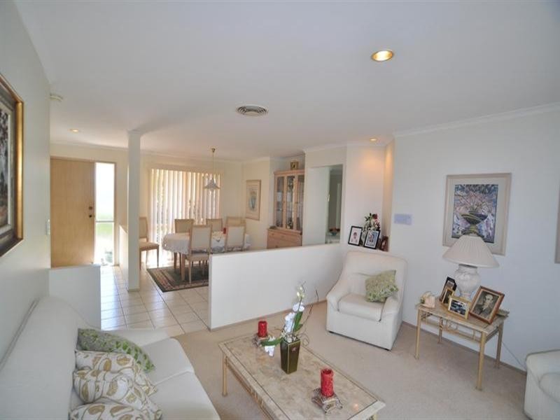 20 Westlake Court, Helensvale QLD 4212