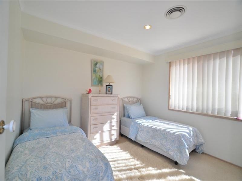 20 Westlake Court, Helensvale QLD 4212