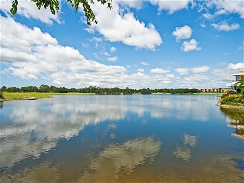 6063 Lugano Drive, Hope Island QLD 4212
