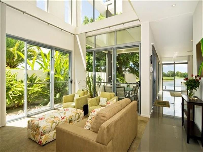 6063 Lugano Drive, Hope Island QLD 4212
