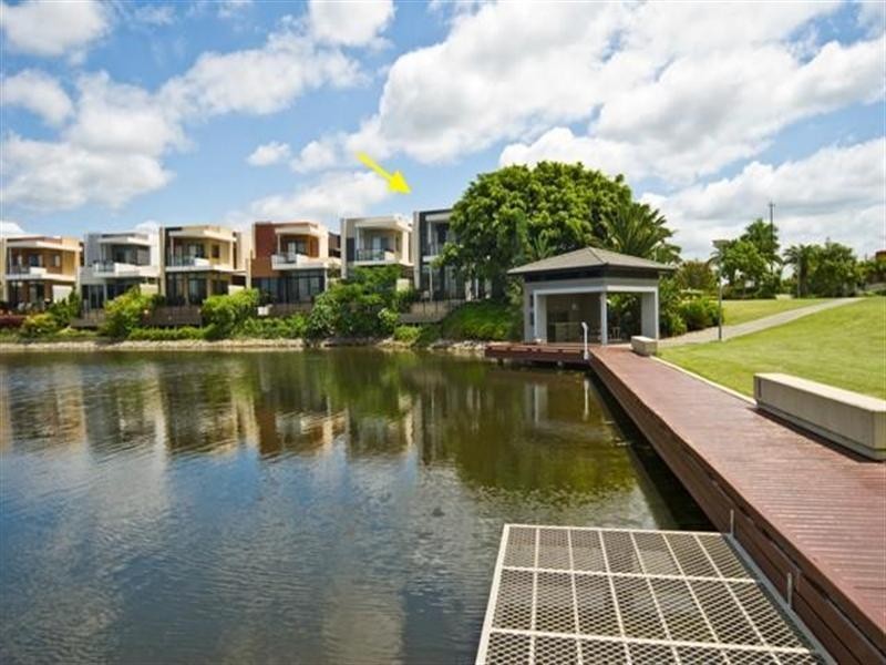 6063 Lugano Drive, Hope Island QLD 4212