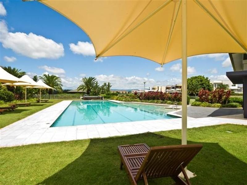 6063 Lugano Drive, Hope Island QLD 4212