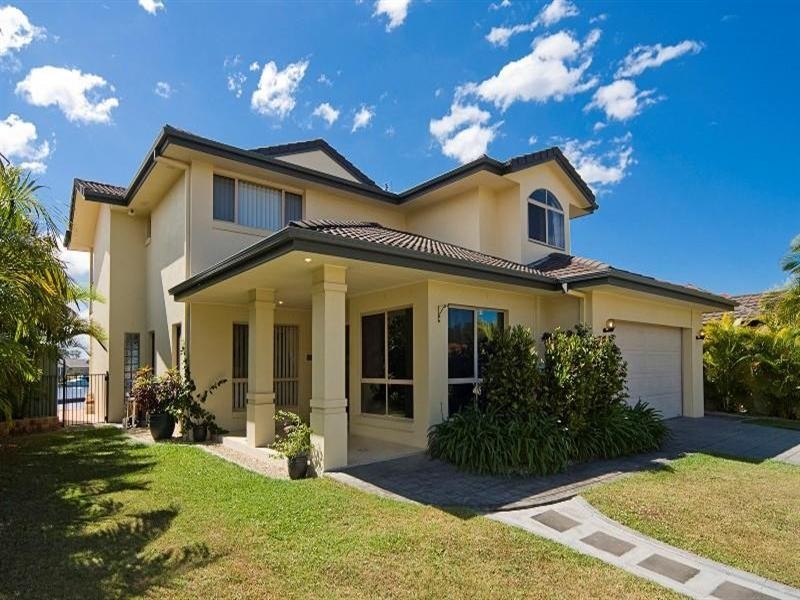 52 Lakeshore Drive, Helensvale QLD 4212