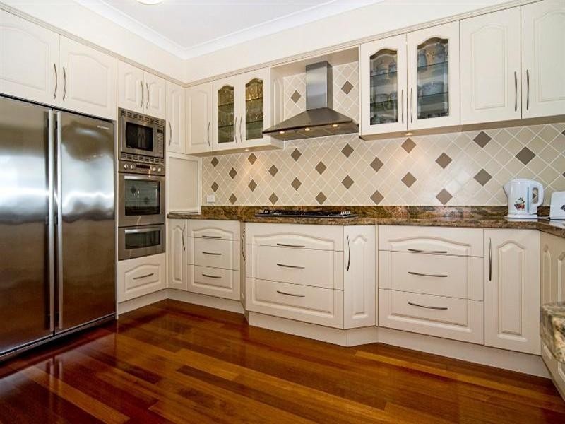 52 Lakeshore Drive, Helensvale QLD 4212