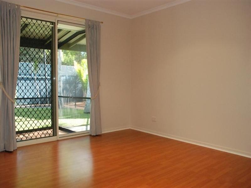 24 Rosswood Court, Helensvale QLD 4212