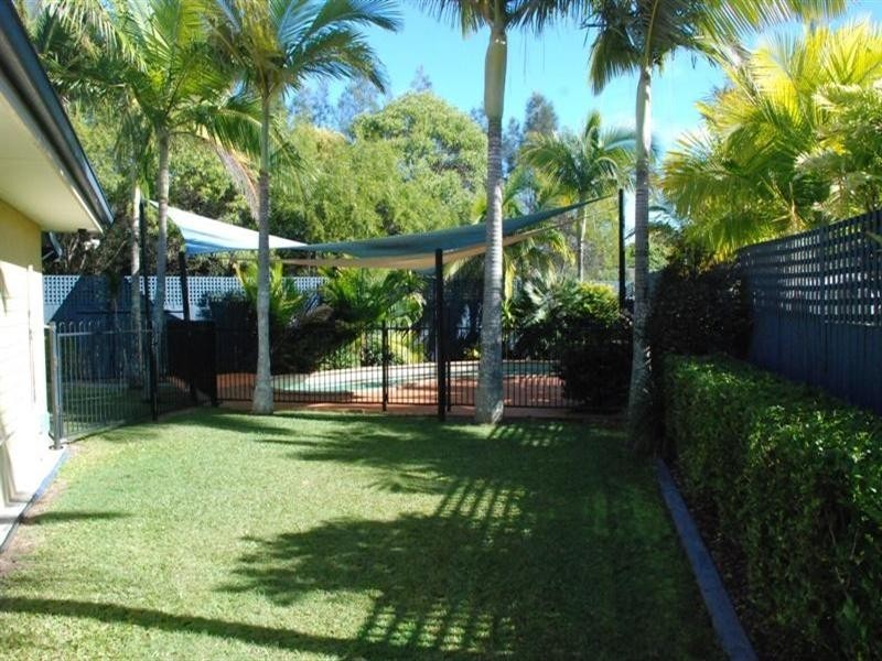 24 Rosswood Court, Helensvale QLD 4212