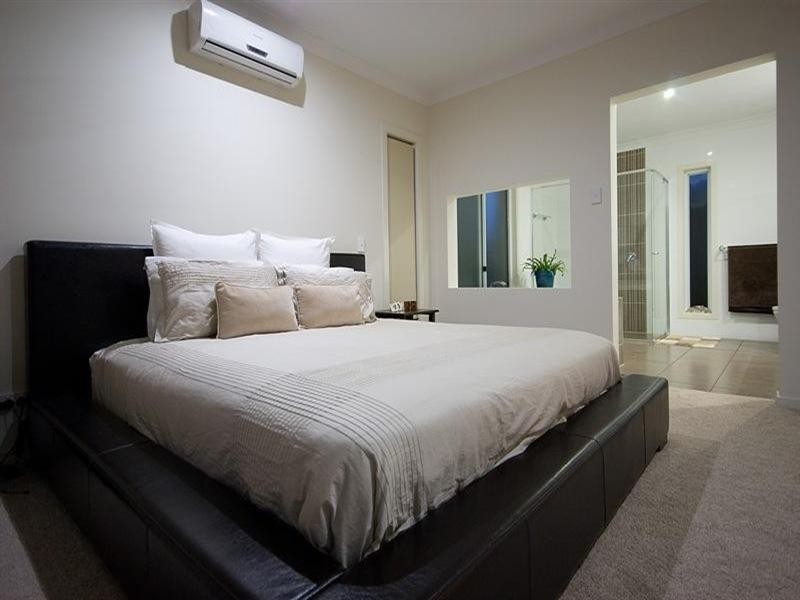 29 Rhodium Drive, Hope Island QLD 4212