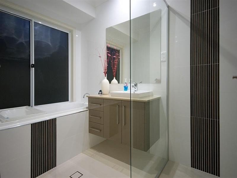 29 Rhodium Drive, Hope Island QLD 4212