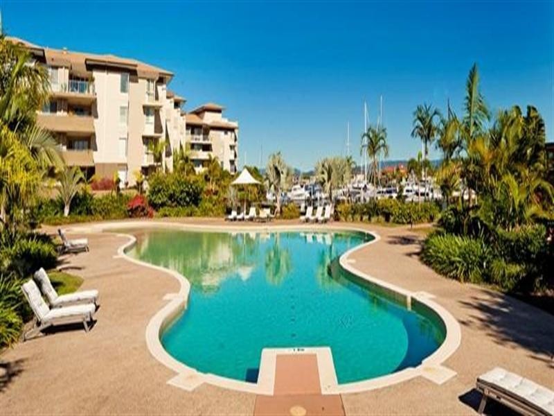 1758 Rialto Quays Drive, Hope Island QLD 4212