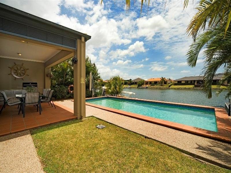 39 Lee-Anne Crescent, Helensvale QLD 4212
