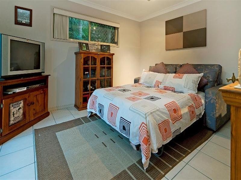 4 Arlene Park Terrace, Helensvale QLD 4212