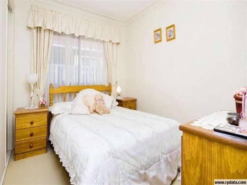 46B Sickle Avenue, Hope Island QLD 4212