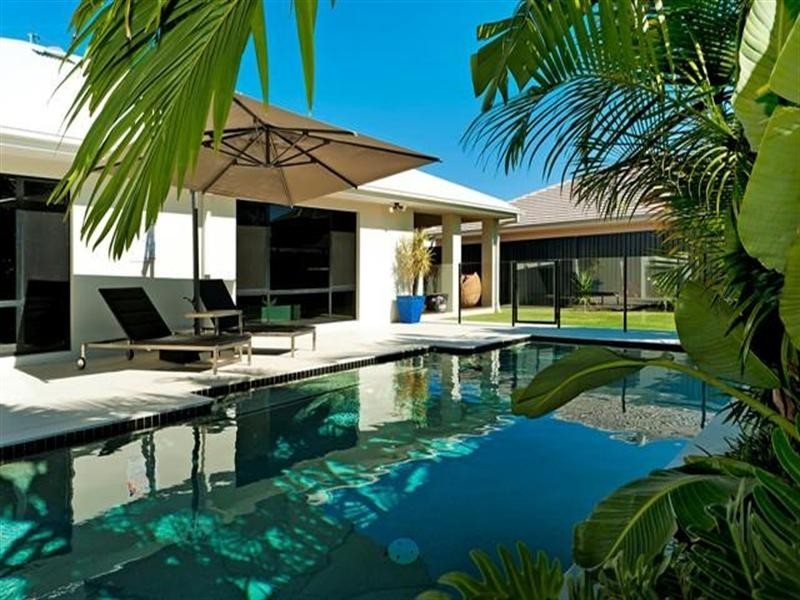 10 Lagos Court, Coombabah QLD 4216