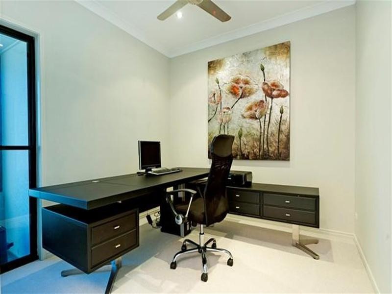 10 Lagos Court, Coombabah QLD 4216