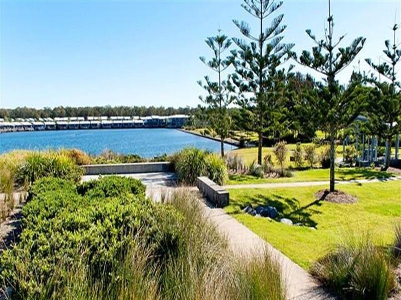 10 Lagos Court, Coombabah QLD 4216