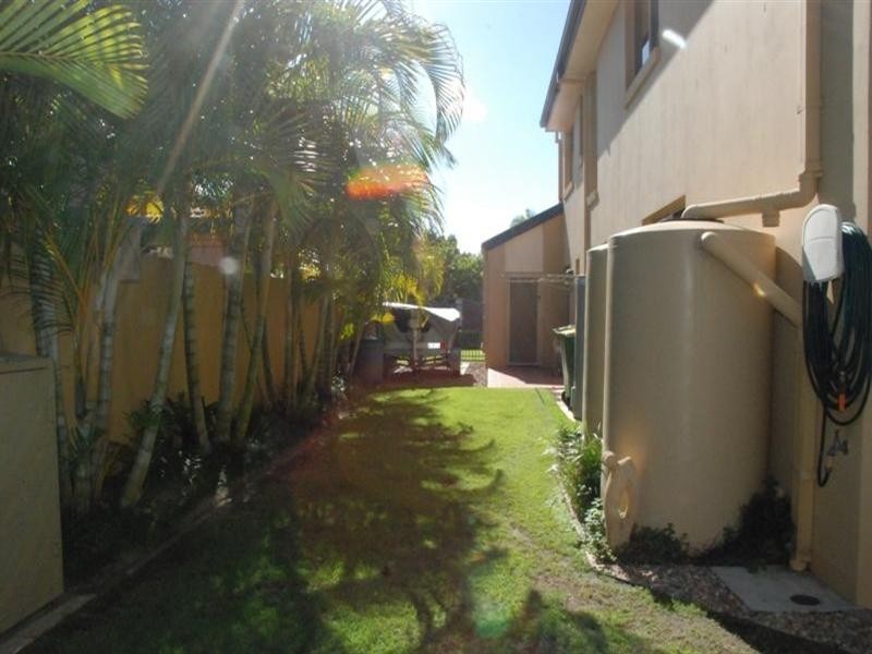 63 Tranquility Circuit, Helensvale QLD 4212