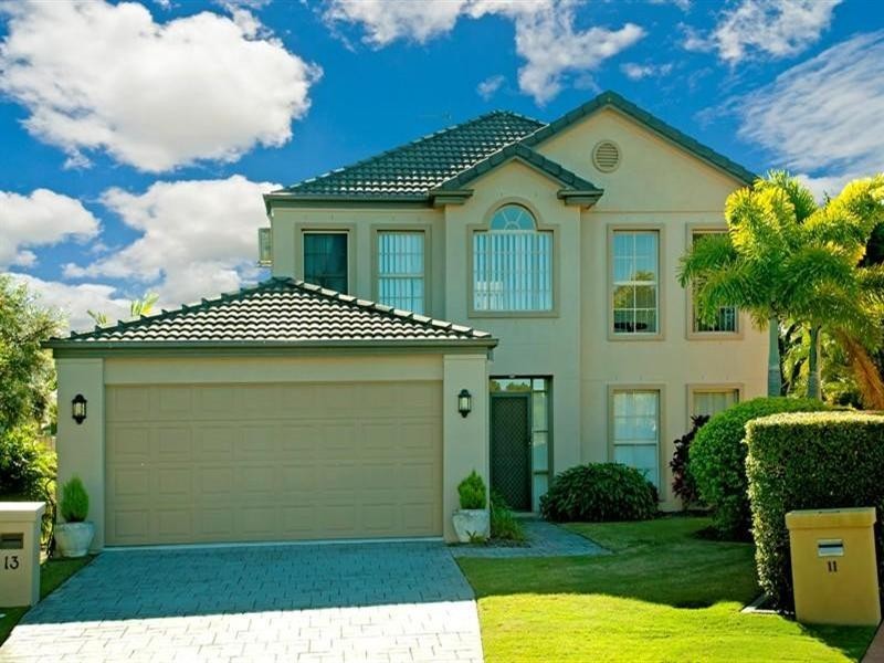 13 Westlake Court, Helensvale QLD 4212