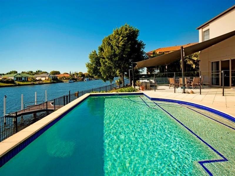 13 Westlake Court, Helensvale QLD 4212