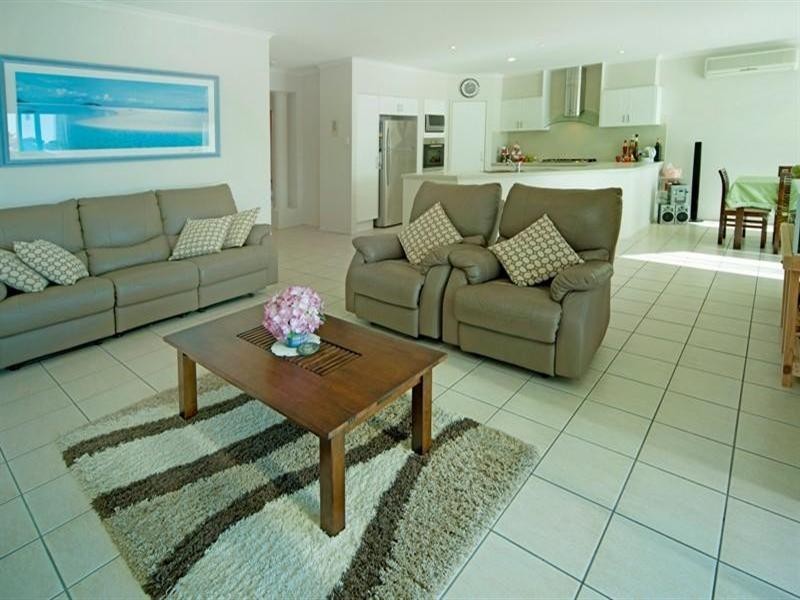 13 Westlake Court, Helensvale QLD 4212