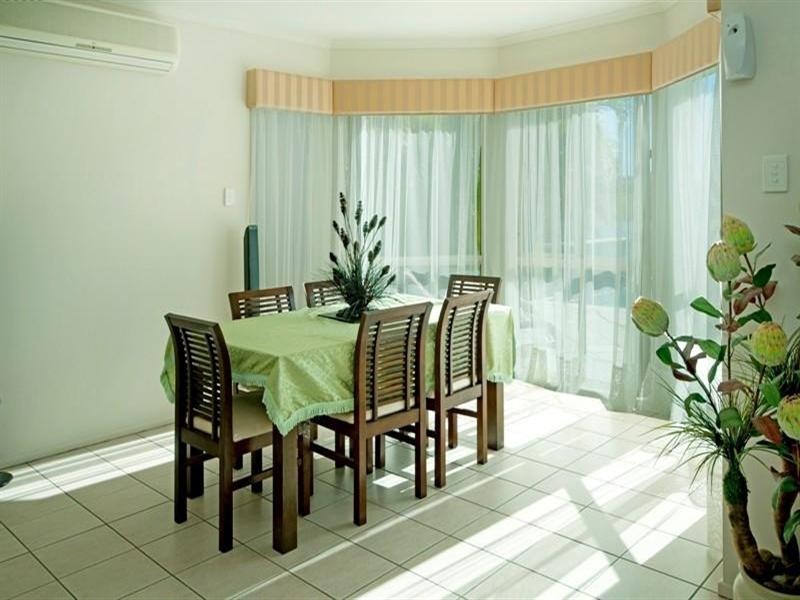 13 Westlake Court, Helensvale QLD 4212