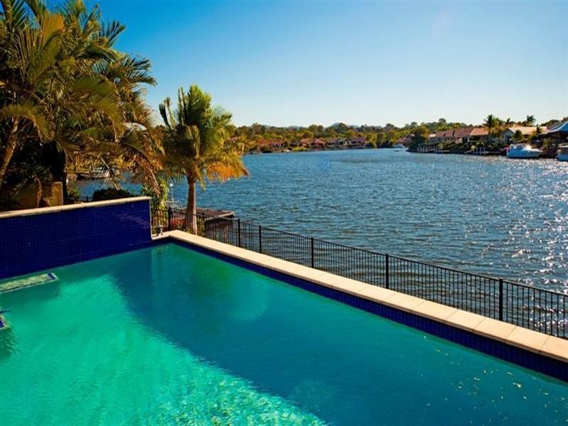 13 Westlake Court, Helensvale QLD 4212