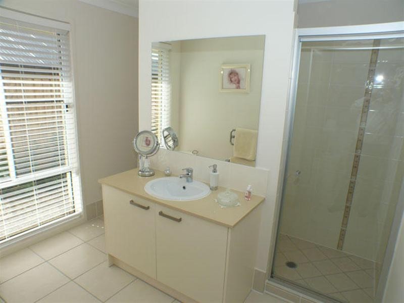 16 Conestoga Way, Upper Coomera QLD 4209