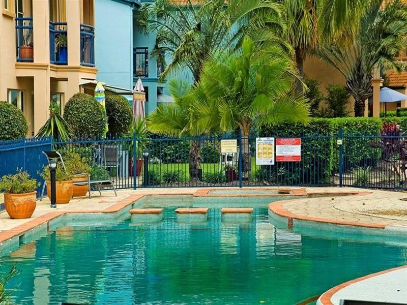 62 John Lund Drive, Hope Island QLD 4212