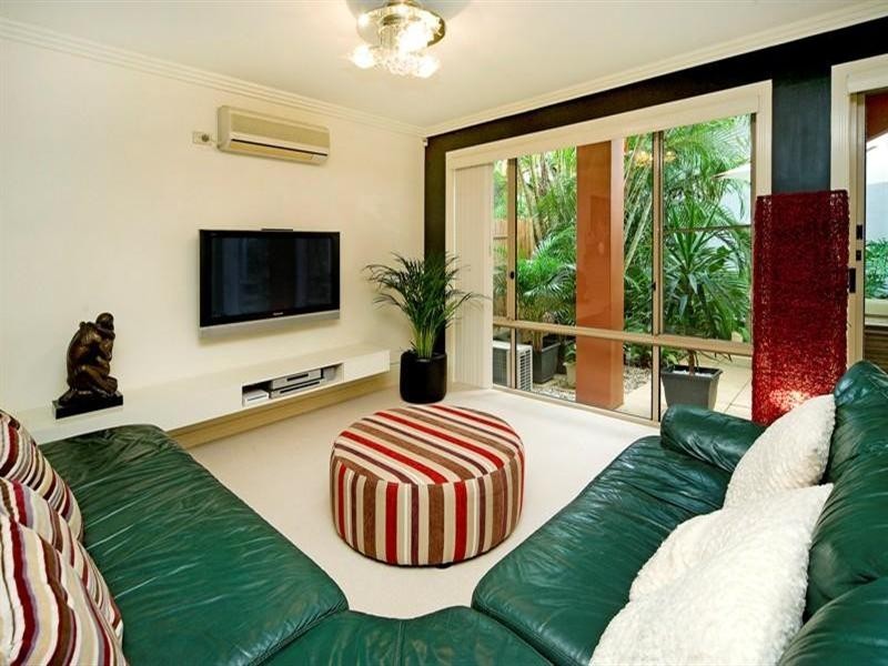 62 John Lund Drive, Hope Island QLD 4212