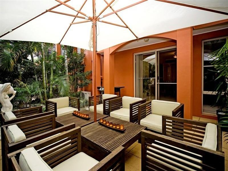 62 John Lund Drive, Hope Island QLD 4212