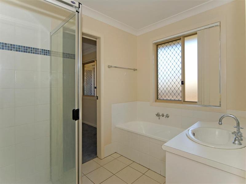 20 Collins Street, Collingwood Park QLD 4301