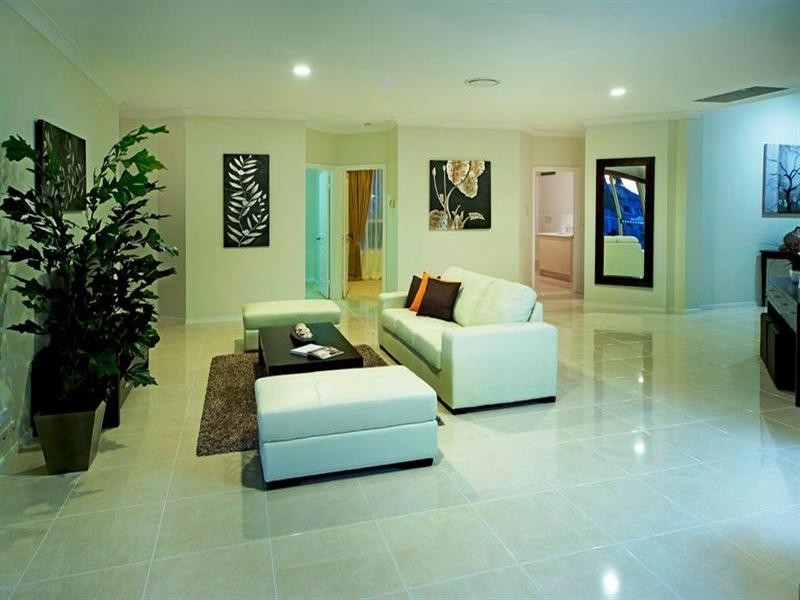 17 Oyster Cove Promenade, Helensvale QLD 4212