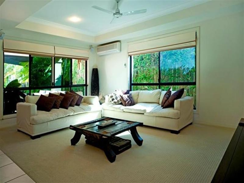 14 Ken Crescent, Helensvale QLD 4212