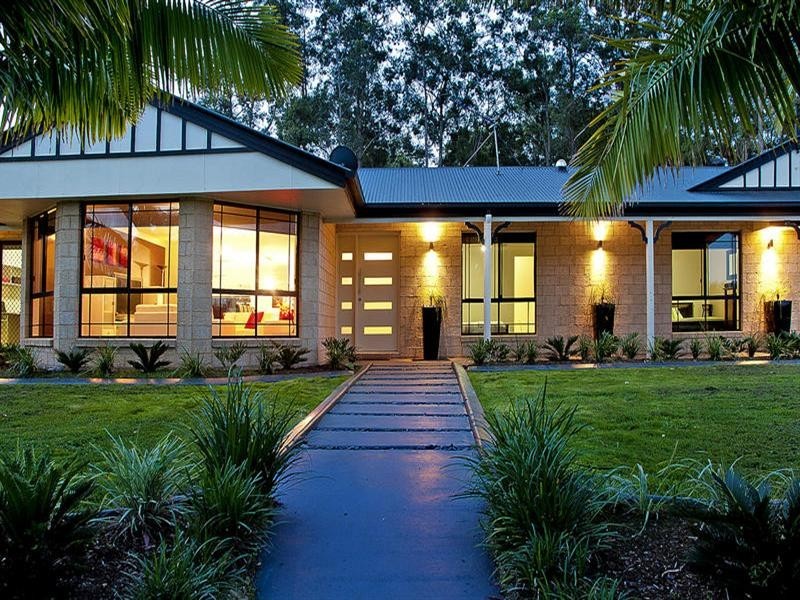 22 Eastern Court, Helensvale QLD 4212