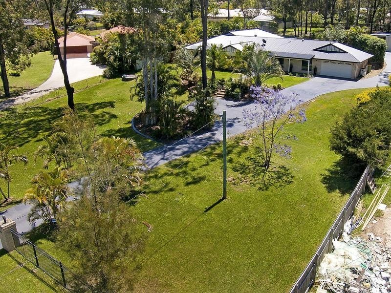 22 Eastern Court, Helensvale QLD 4212