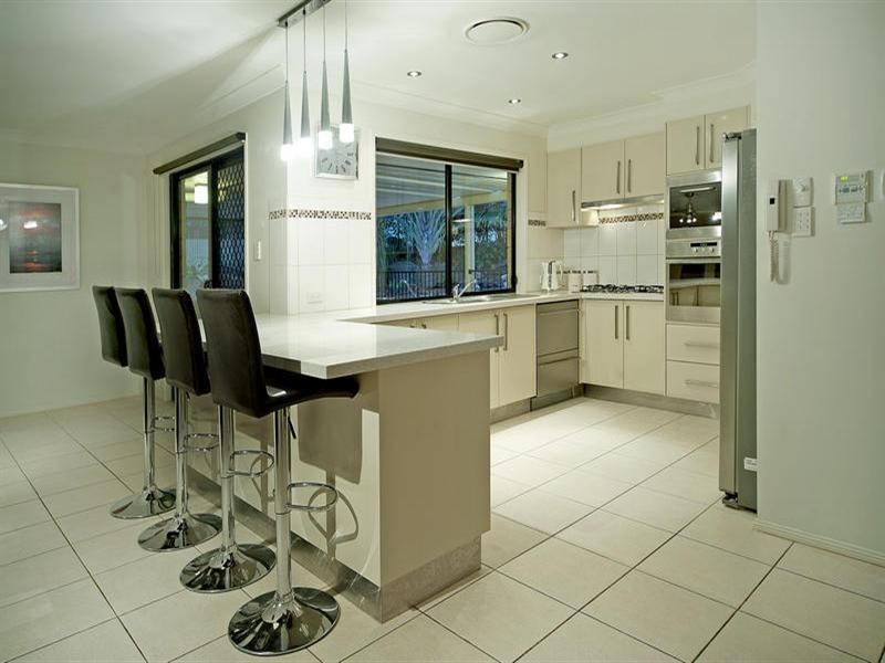 22 Eastern Court, Helensvale QLD 4212