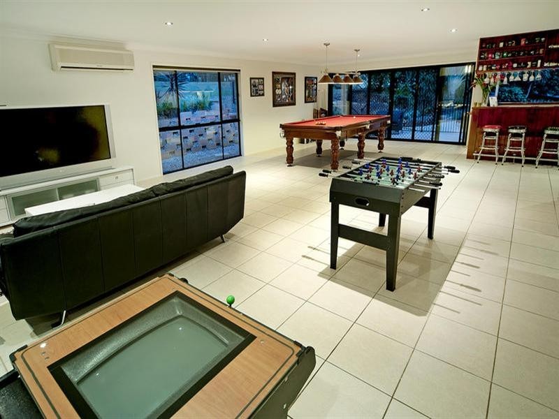 22 Eastern Court, Helensvale QLD 4212