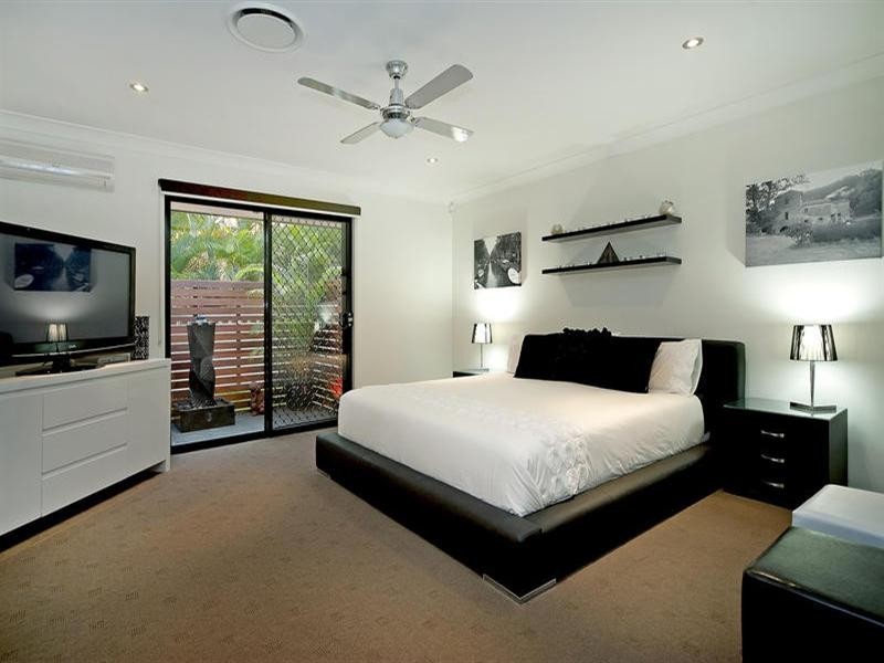 22 Eastern Court, Helensvale QLD 4212