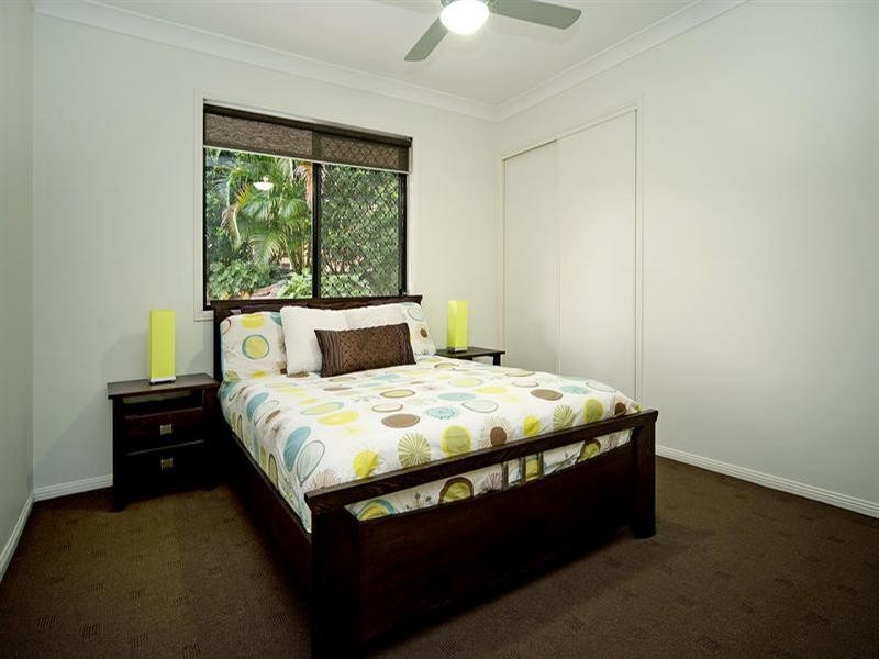 22 Eastern Court, Helensvale QLD 4212