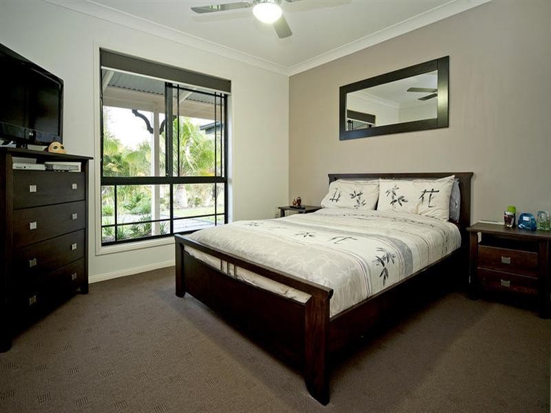 22 Eastern Court, Helensvale QLD 4212